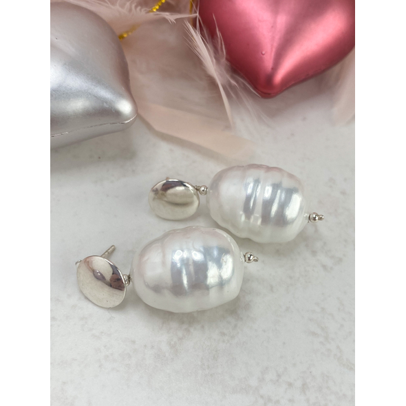 Statement shell earrings