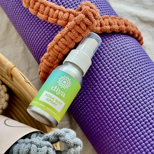 yoga mat spray with yoga mat