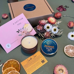 Ginger Lily Lake Essential Oil Candle Gift with dried flowers