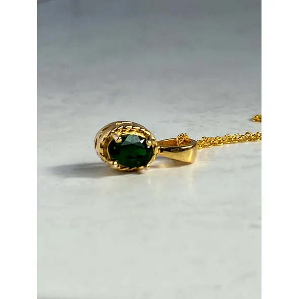 gold green gemstone pendant